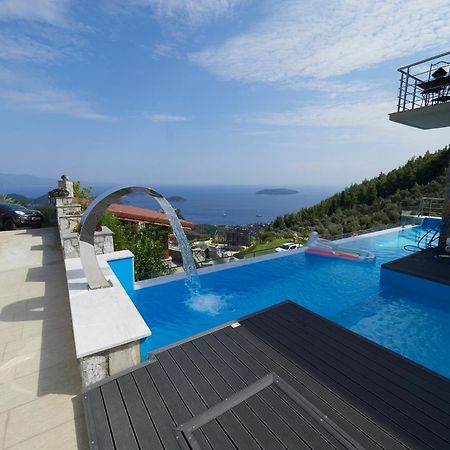 Sky Sea Resort & Villas Megali Ammos  Bagian luar foto
