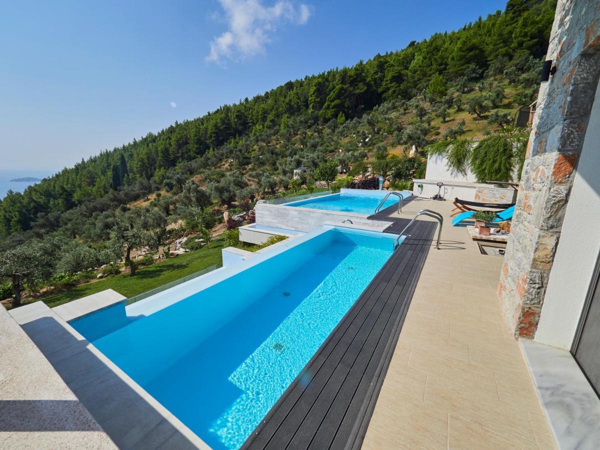 Sky Sea Resort & Villas Megali Ammos  Bagian luar foto