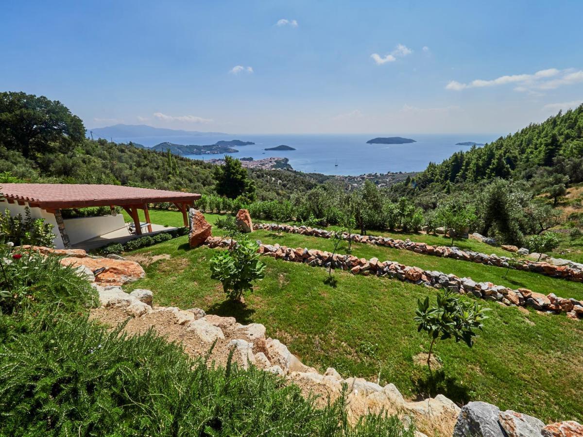 Sky Sea Resort & Villas Megali Ammos  Bagian luar foto