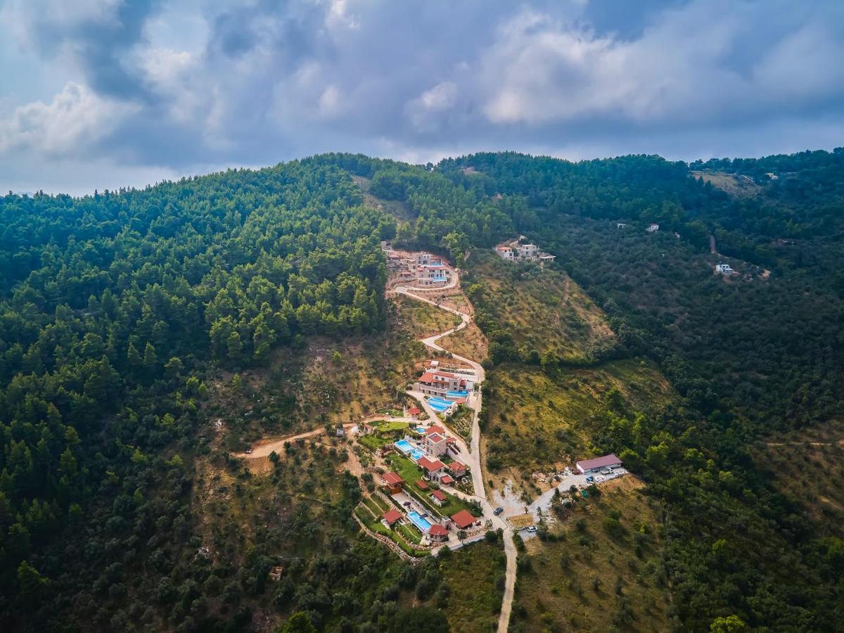 Sky Sea Resort & Villas Megali Ammos  Bagian luar foto