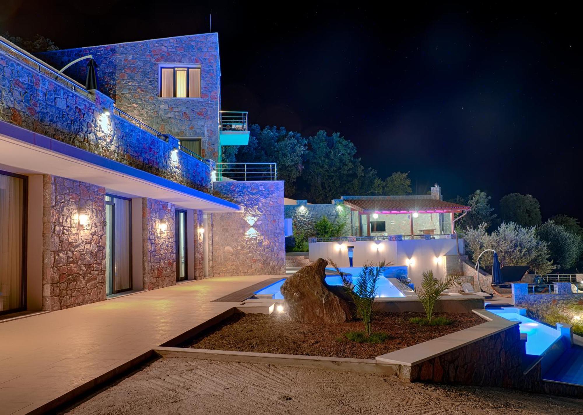Sky Sea Resort & Villas Megali Ammos  Bagian luar foto