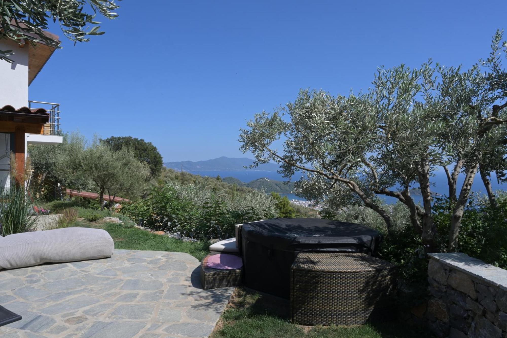 Sky Sea Resort & Villas Megali Ammos  Bagian luar foto