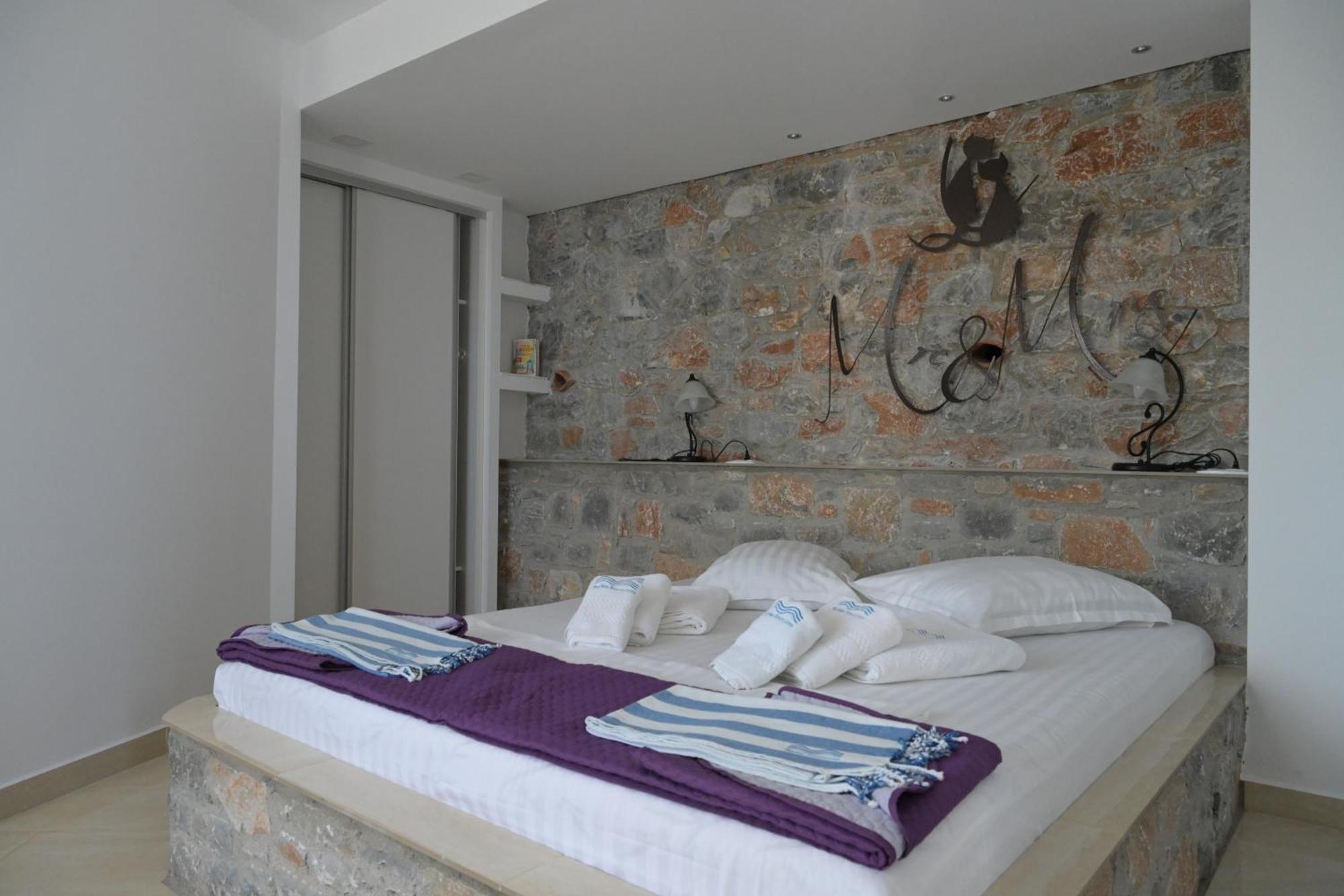 Sky Sea Resort & Villas Megali Ammos  Bagian luar foto