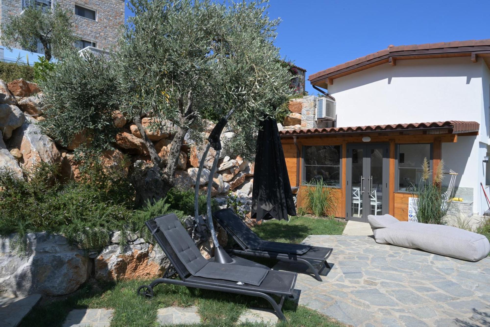 Sky Sea Resort & Villas Megali Ammos  Bagian luar foto