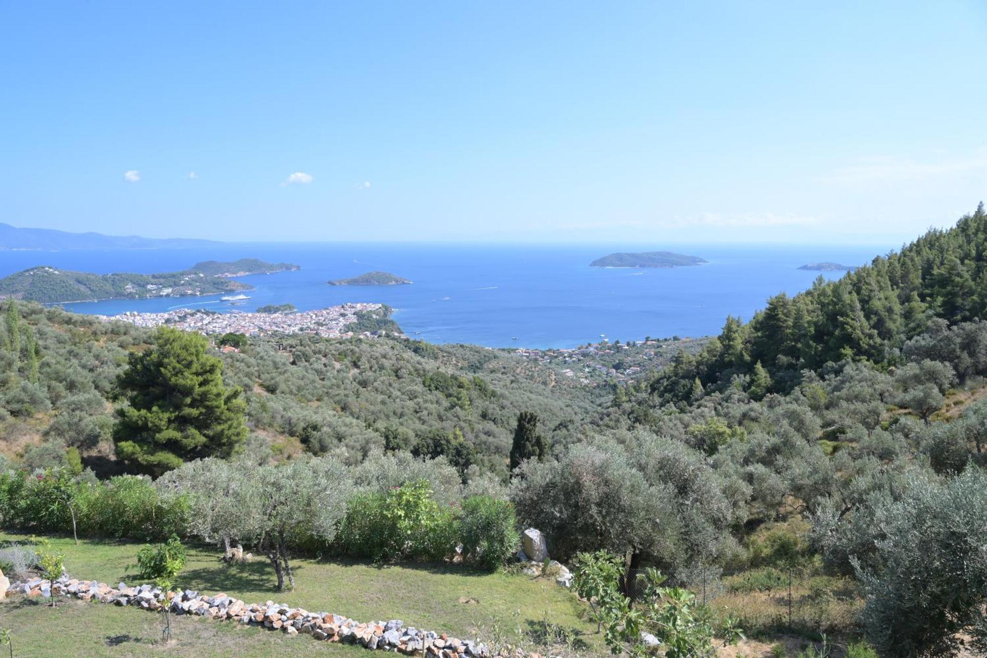 Sky Sea Resort & Villas Megali Ammos  Bagian luar foto