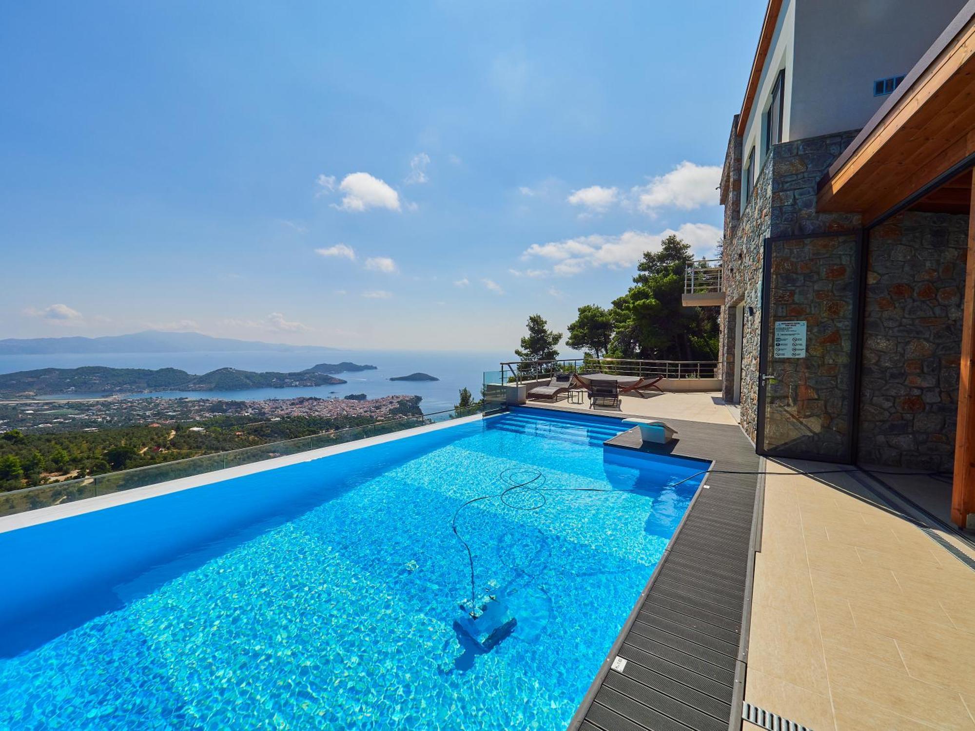 Sky Sea Resort & Villas Megali Ammos  Bagian luar foto